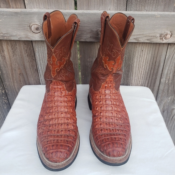 lucchese classics handmade